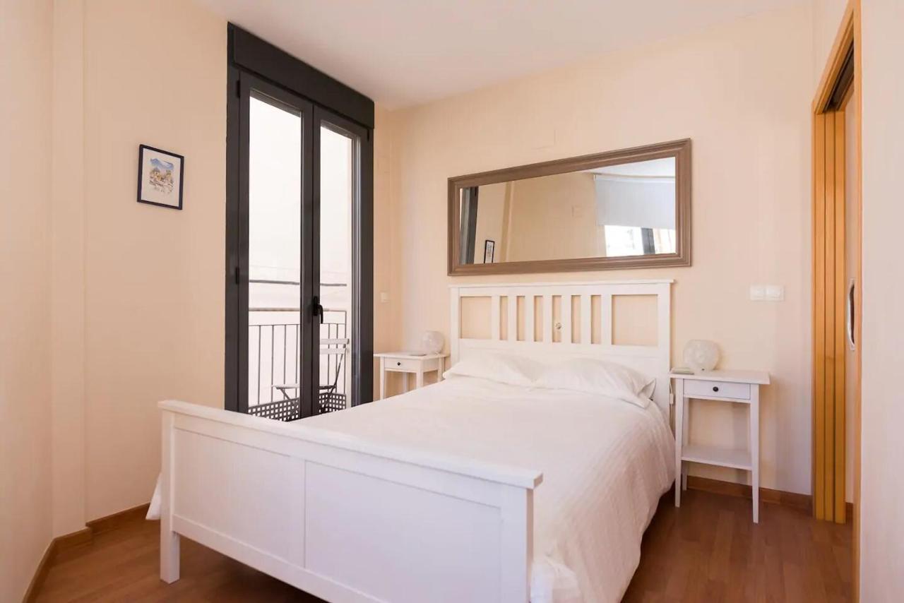 Alc - Modern 2 Bed Apartment In Historic Centre Alicante Exterior photo
